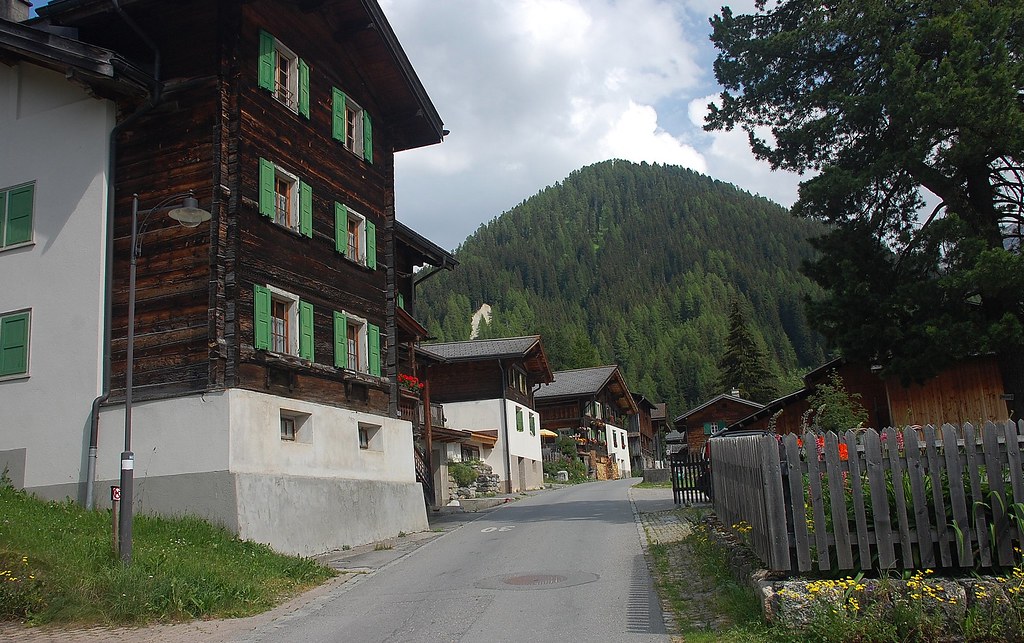 Monstein, Davos, canton of Graubünden. Credit: © 'Monstein – Davos' by Ronile35 is licensed under CC BY-NC-SA 2.0 