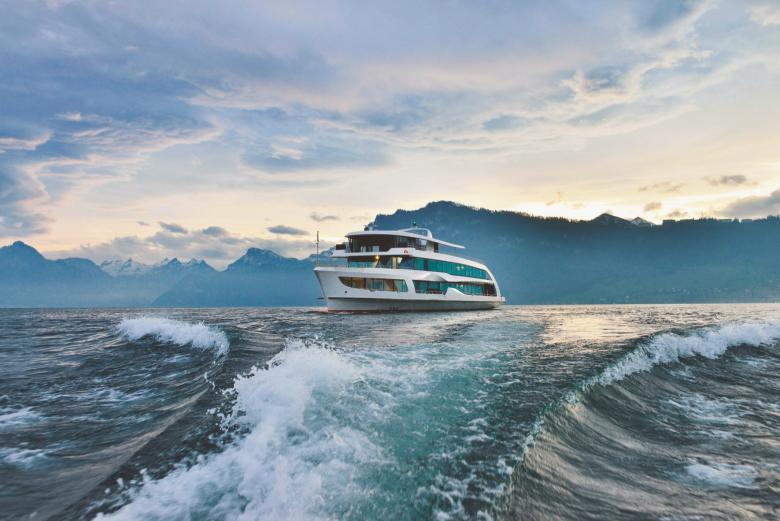 Barco a motor MS Diamant, Lago de Lucerna