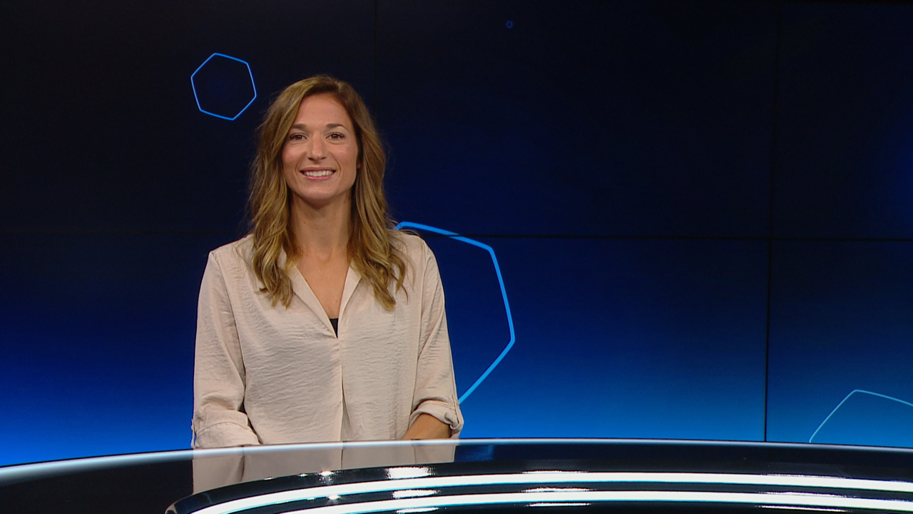 La Genevoise Sandy Maendly est consultante sur Blue Sport TV où elle commente, analyse et décortique le foot aux côtés d’anciens joueurs de Super League.