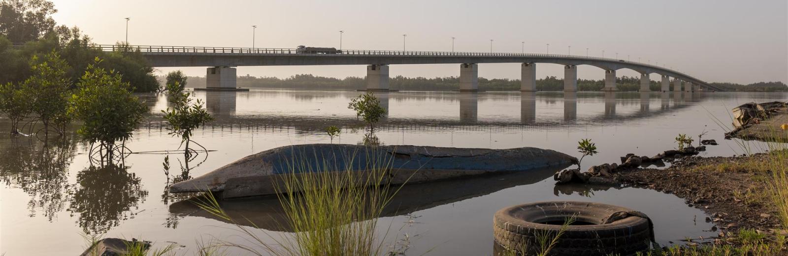 Die integrierte Bewirtschaftung der Wasserressourcen des Gambia-Flusses für eine nachhaltige Entwicklung der Region ist eine grenzüberschreitende Angelegenheit © DEZA 