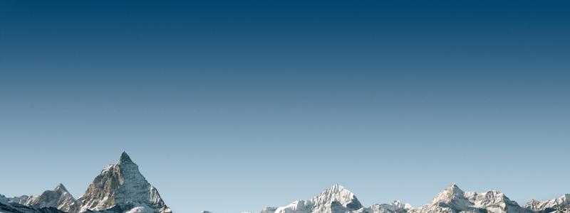 La ETH Zúrich ayudó a conceptualizar el nuevo refugio del Monte Rosa que se encuentra a los pies del macizo del Monte Rosa en la frontera entre Suiza e Italia. Es famoso por su arquitectura innovadora y es prácticamente autosuficiente en términos de energía. © ETH-Studio Monte Rosa/Tonatiuh Ambrosetti, 2009