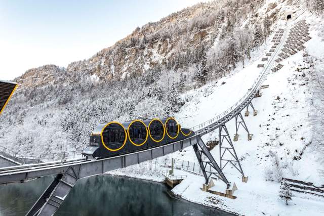 136-FUL Stoosbahn (369)_1_klein.jpg piccola.jpg