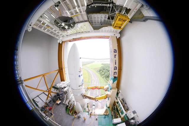 ESA JWST (Large).jpg