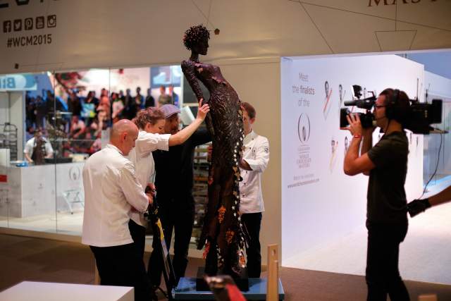 Géraldine Mueller Maras's creation during the  World Chocolate Masters 2015 in Paris is over two metres tall