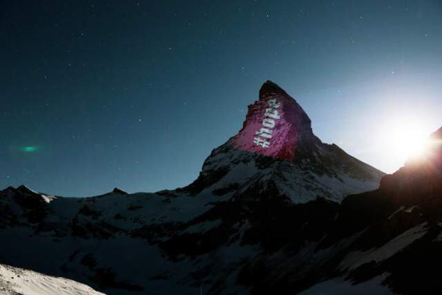 Light projections on the Matterhorn © Light Art by Gerry Hofstetter / Foto Michael Kessler