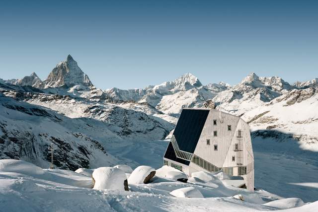 ETH Zurich helped conceptualise the new Monte Rosa hut which lies at the foot of the Monte Rosa massif on the Swiss-Italian border. It is famous for its innovative architecture and is virtually self-sufficient in terms of energy. © ETH-Studio Monte Rosa/Tonatiuh Ambrosetti, 2009