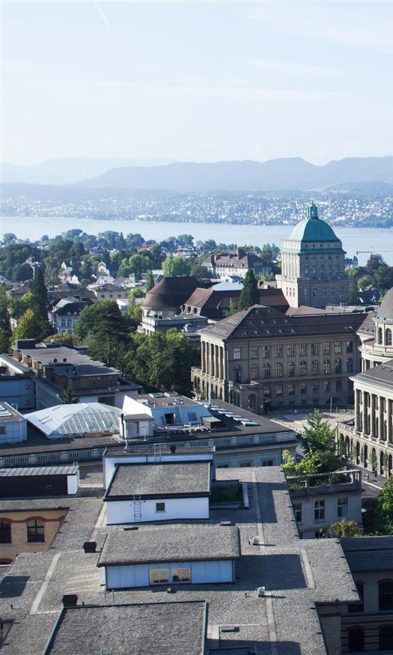 Il cuore storico del Politecnico (ETH Zentrum) si trova in pieno centro a Zurigo.