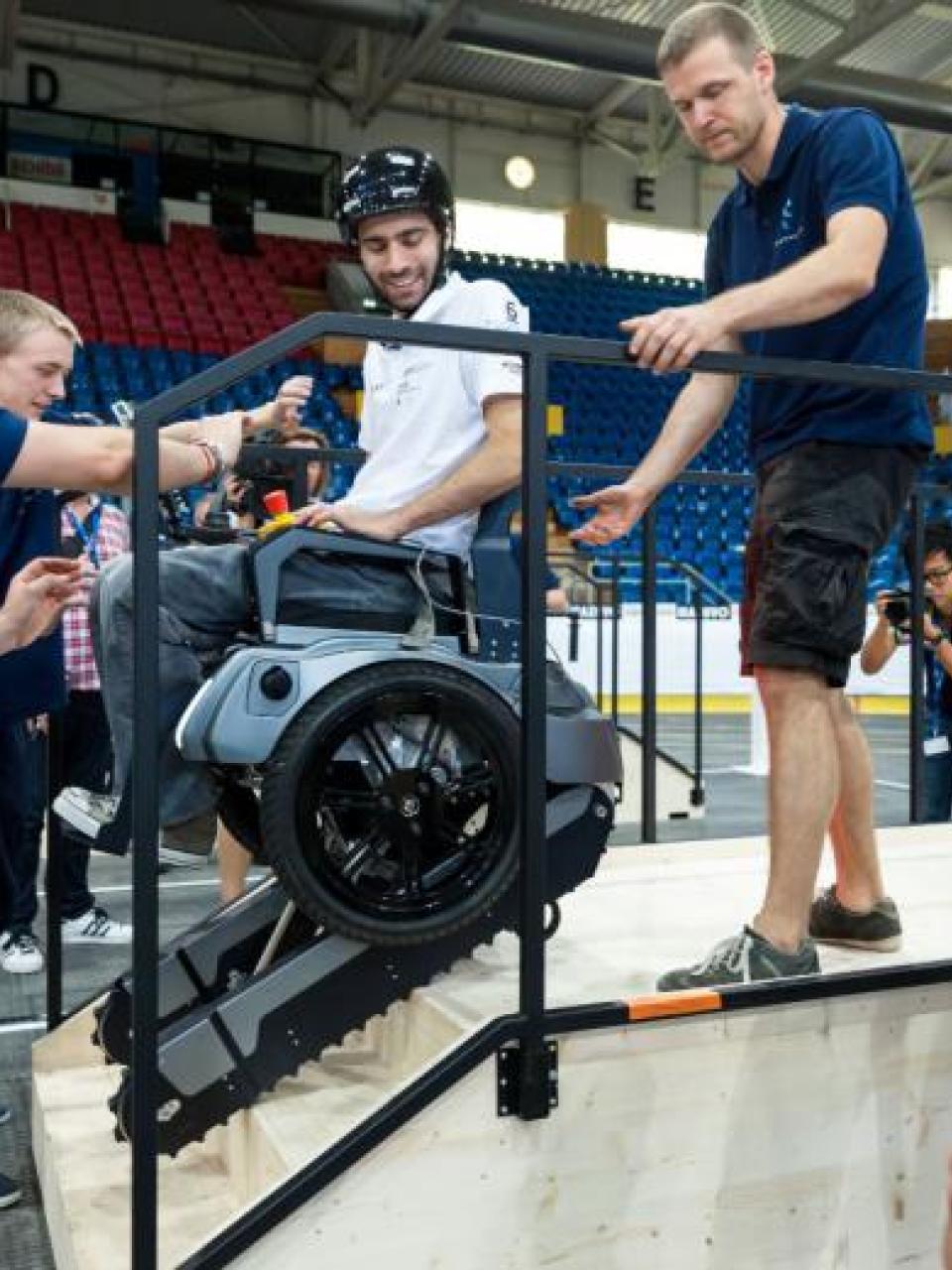 Powered wheelchair race ©EPF Zurich/Alessandro Della Bella